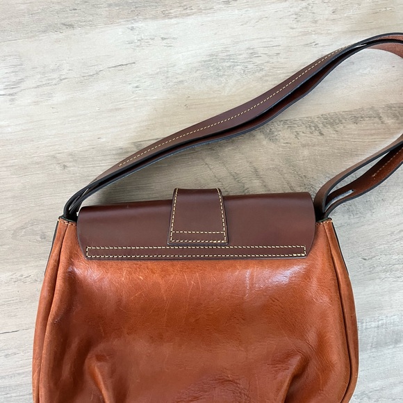 Dooney & Bourke Chestnut Leather shoulder bag - Picture 2 of 10